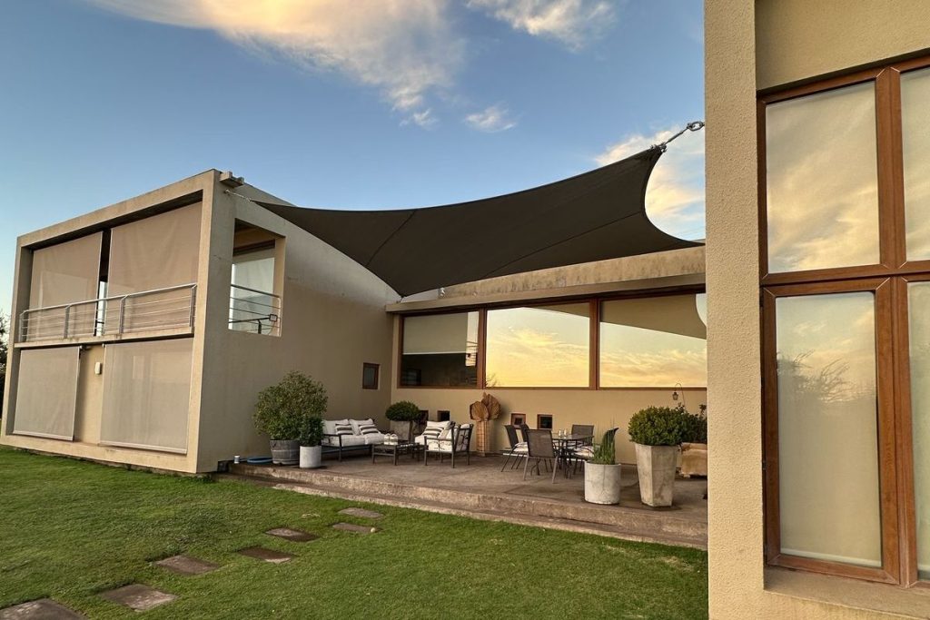 Vela Casa CB (2)