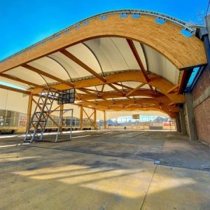 Tensoestructura para multicancha en colegio Nuevo Amanecer Temuco