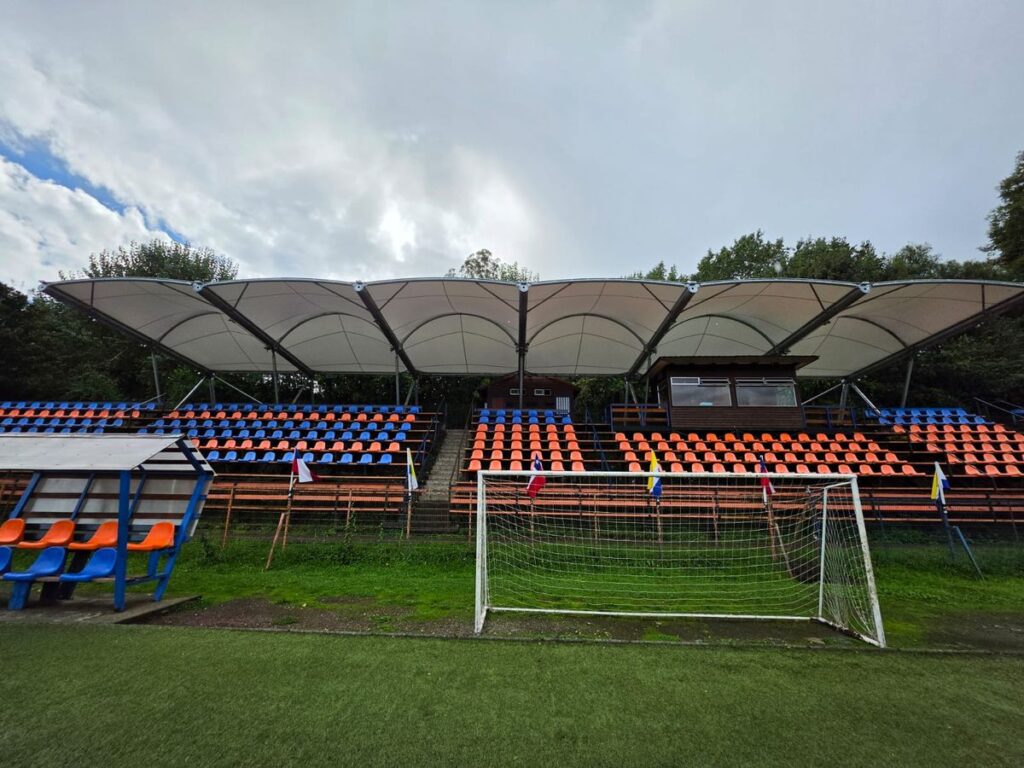 Estadio Panguipulli (2)